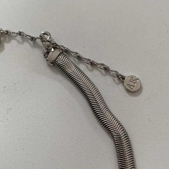 Anne Klein silver mesh and link necklace. - Picture 2 of 3
